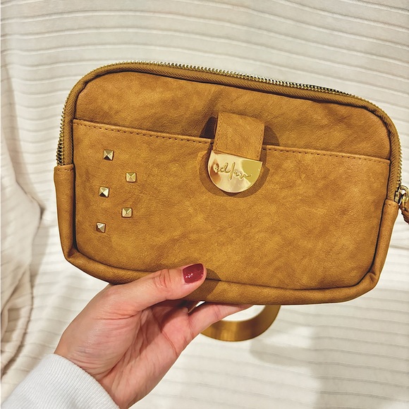 Radrev OG Sling Wallet in Oak - Picture 7 of 8